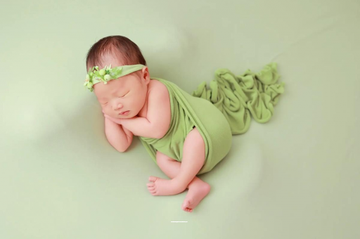 阳春宝宝边吃边拉正常吗 阳春宝宝边吃边拉正常吗