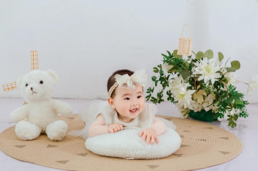 阳春七个月宝宝干呕 阳春七个月宝宝干呕